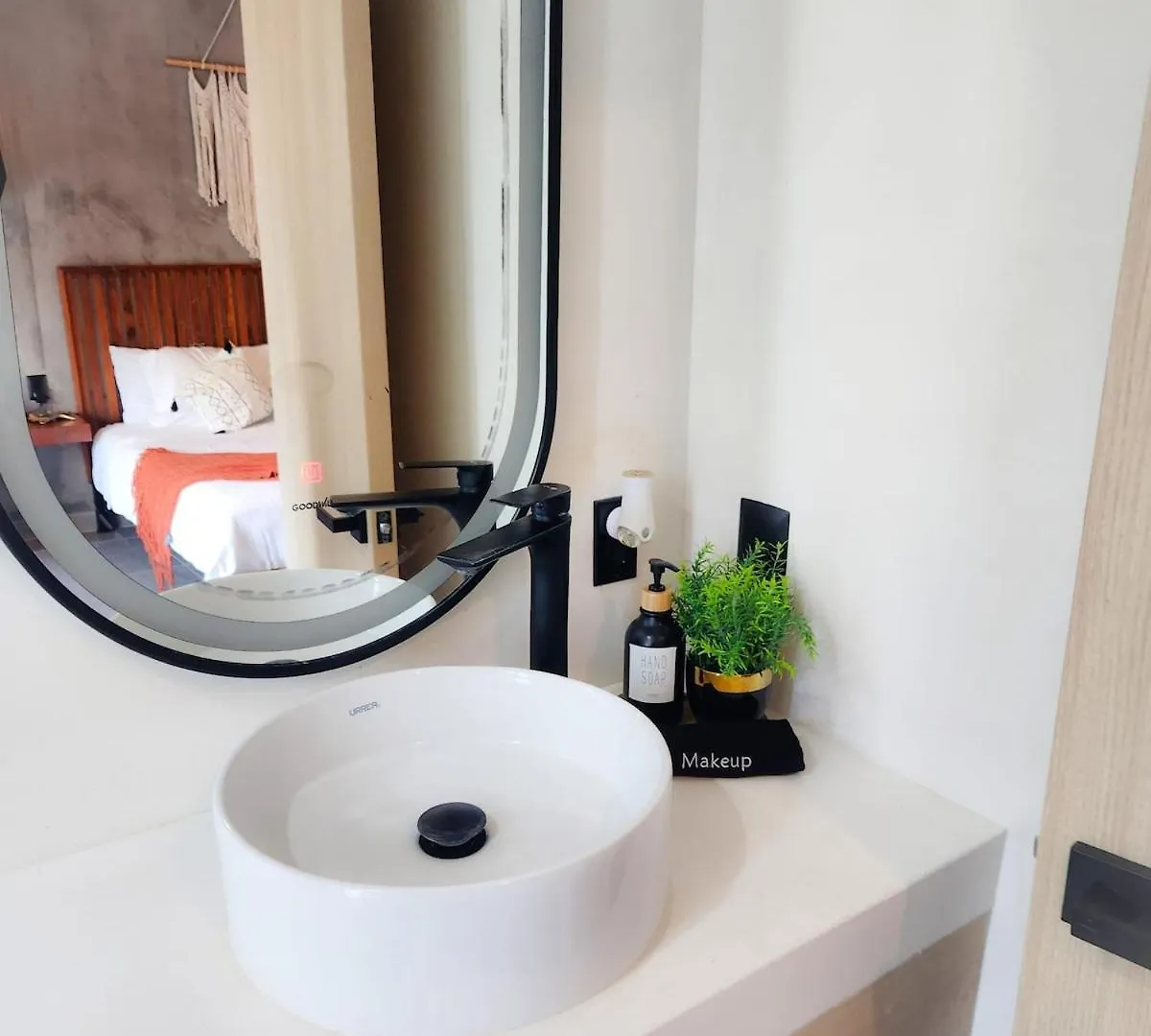 Apartment Boho Chic Studio Steps To 5Th Ave King Bed Wifi Rooftop Pool Playa del Carmen
