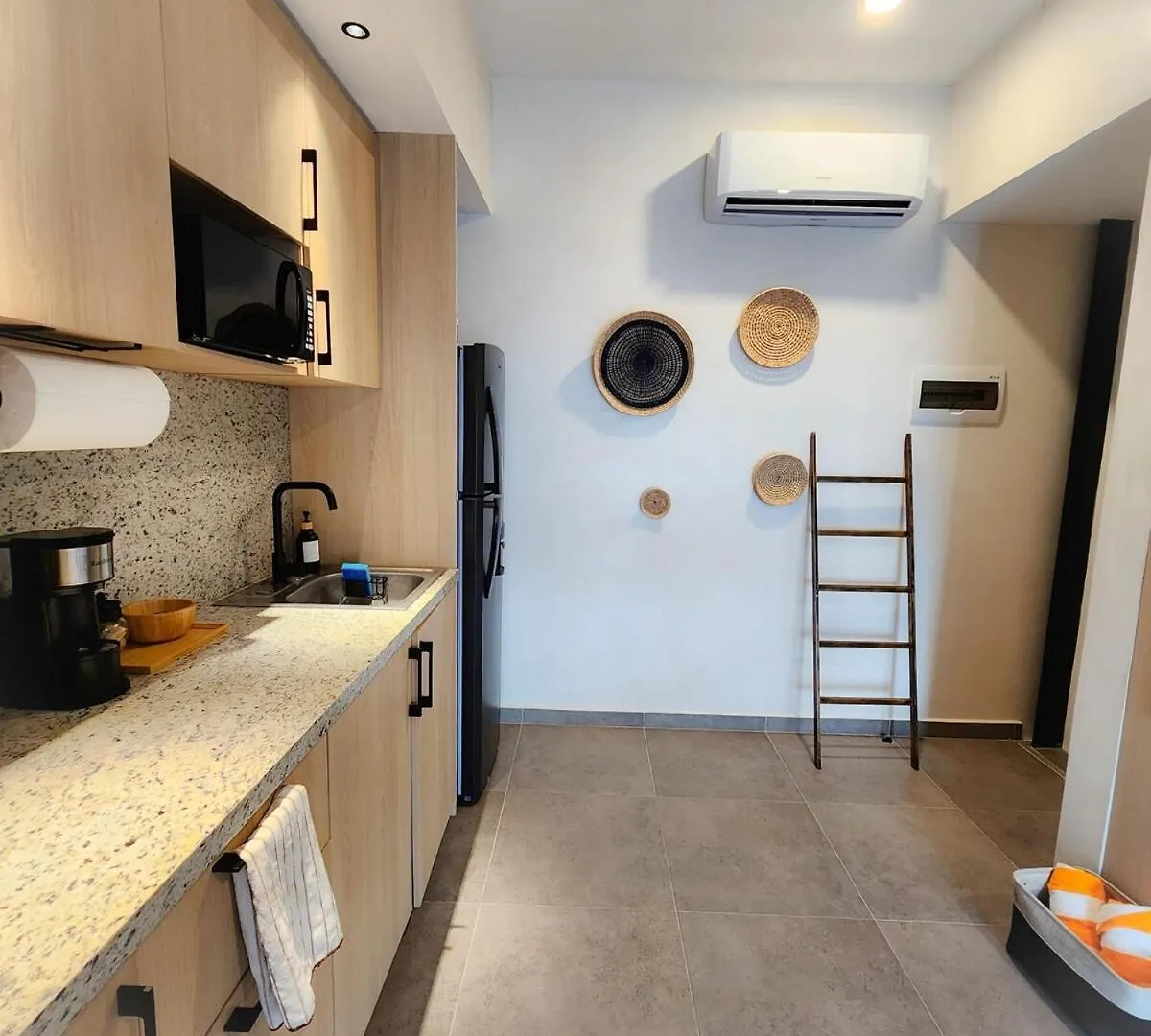 Apartment Boho Chic Studio Steps To 5Th Ave King Bed Wifi Rooftop Pool Playa del Carmen Mexico